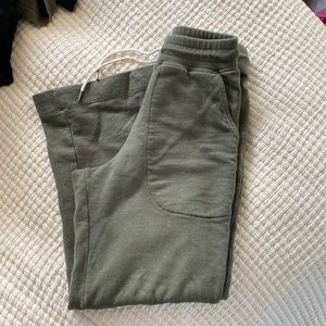 KOTN Wide Leg Crop Sweatpants